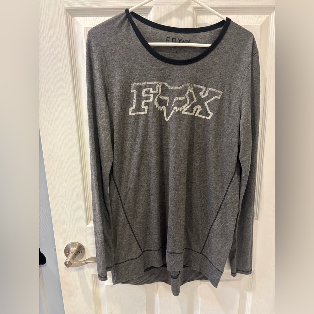 Fox Gray Logo Sleeve‎